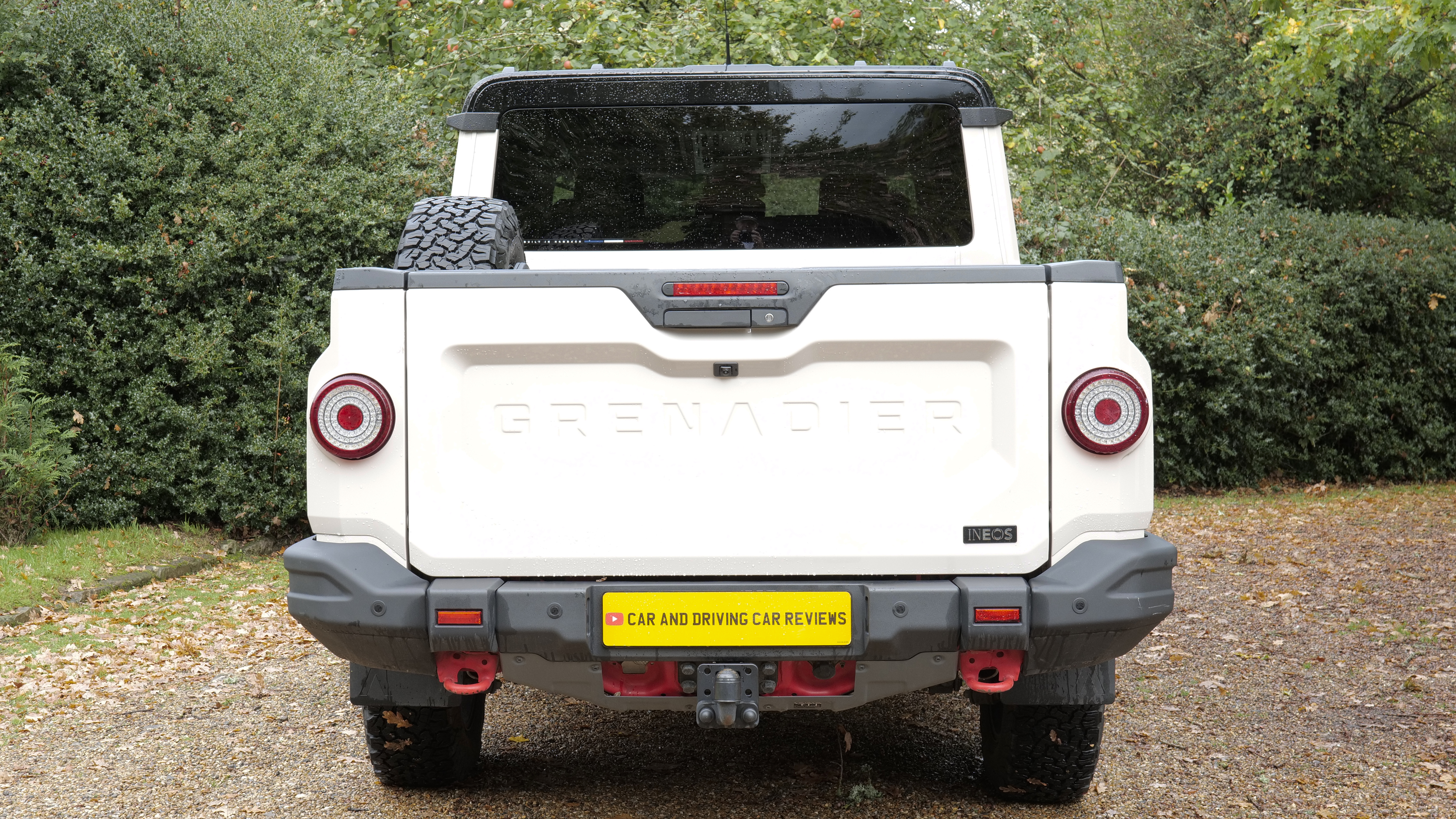 INEOS QUARTERMASTER DIESEL 3.0 TD Black Edition D/Cab Pick Up Auto